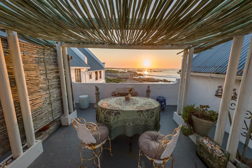 The Oystercatchers Haven At Paternoster Oda fotoğraf